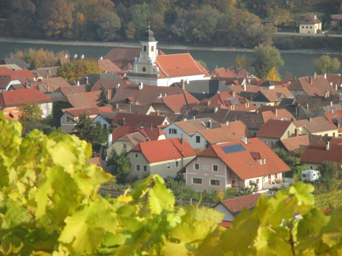 Gaestehaus Rudolf U. Sandra Denk Wösendorf 외부 사진